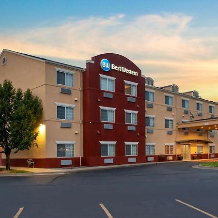 וויצ'יטה Best Western Governors Inn And Suites מראה חיצוני תמונה