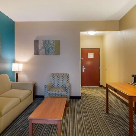 וויצ'יטה Best Western Governors Inn And Suites מראה חיצוני תמונה