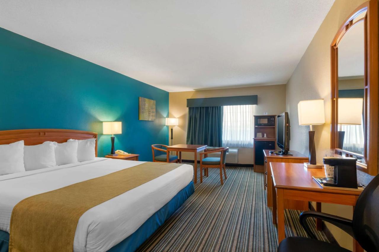 וויצ'יטה Best Western Governors Inn And Suites מראה חיצוני תמונה